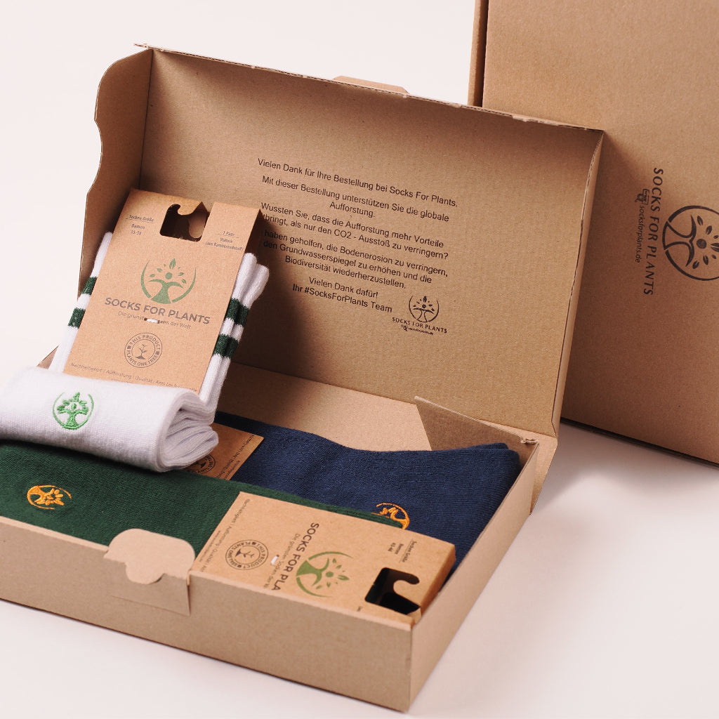 Socken im Verpackungsmaterial